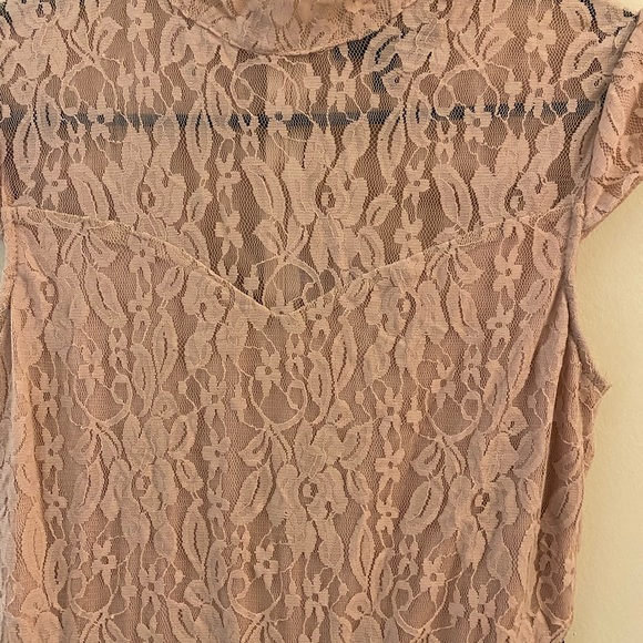 Dress - Picture 3 of 4